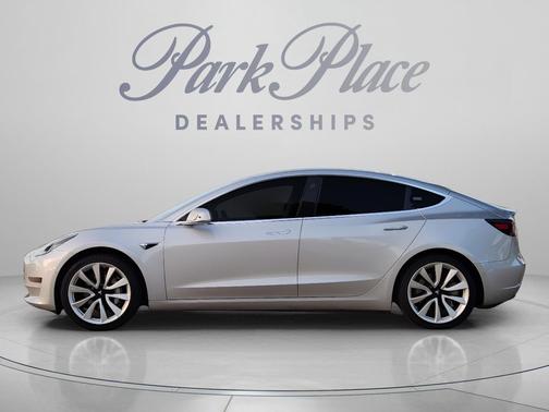 Silver Metallic 2018 Tesla Model 3 Long Range