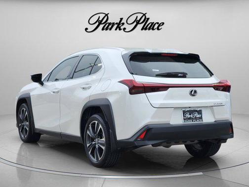 Eminent White Pearl 2025 Lexus UX 300h Base