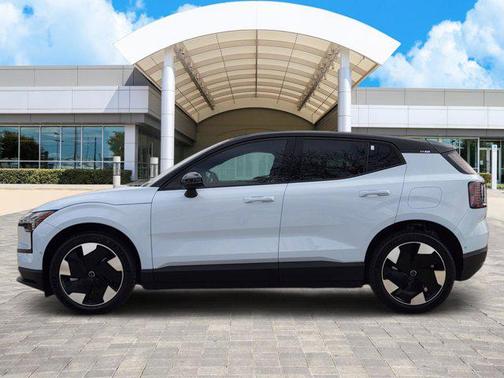 2025 Volvo EX30 Ultra Twin Motor Performance, Fully electric