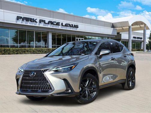 2026 Lexus NX 450h+ Luxury
