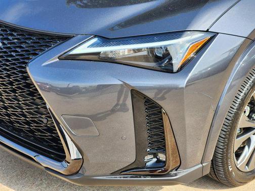 2025 Lexus UX 300h F SPORT Design