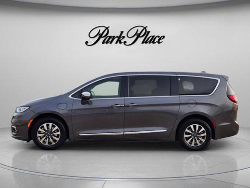 2022 Chrysler Pacifica Hybrid Limited