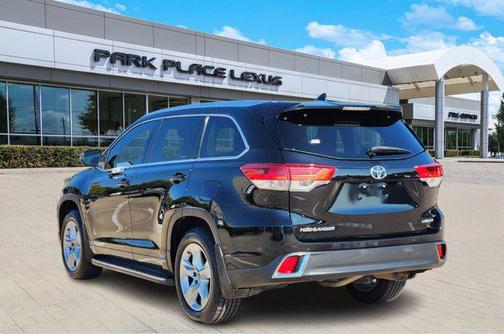 2017 Toyota Highlander Limited