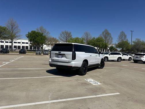 2026 Cadillac Escalade ESV Sport Platinum