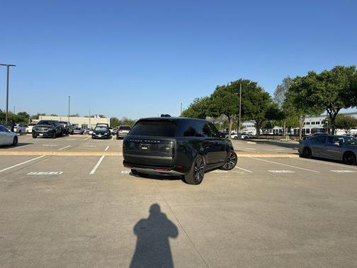 Belgravia Green Metallic 2023 Land Rover Range Rover P530 SE