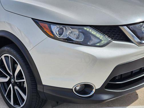 2017 Nissan Rogue Sport SL