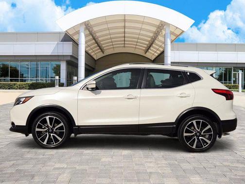 2017 Nissan Rogue Sport SL