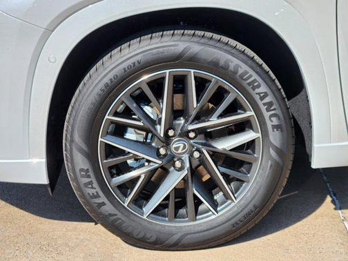 2025 Lexus TX 350 Premium