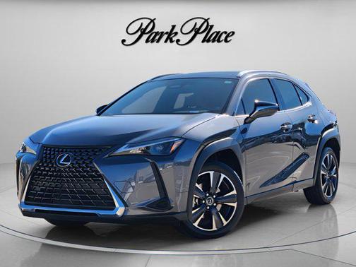2025 Lexus UX 300h Base