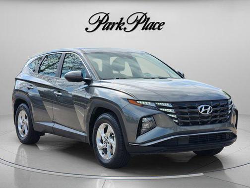 2022 Hyundai TUCSON SE