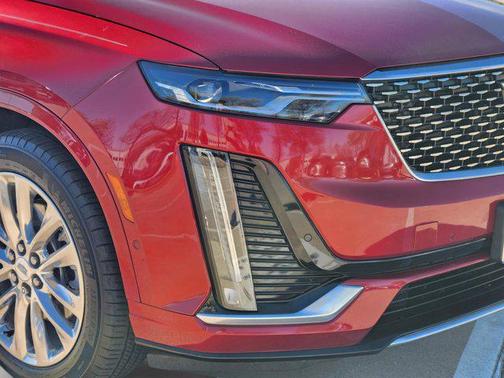 2022 Cadillac XT6 Premium Luxury FWD