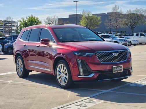 2022 Cadillac XT6 Premium Luxury FWD