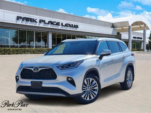 2025 Toyota Highlander Hybrid Platinum