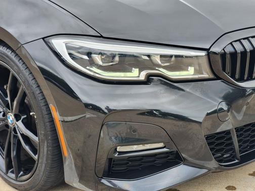 Black Sapphire Metallic 2020 BMW 330 330i