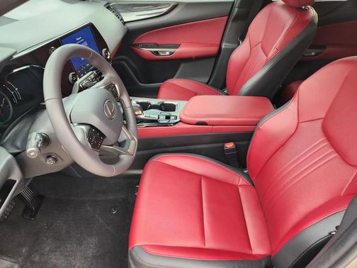 Atomic Silver 2024 Lexus NX 250 Premium