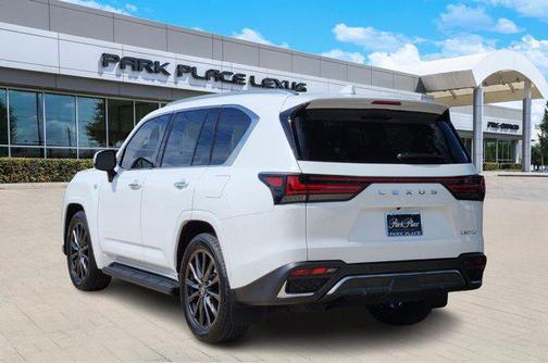 2025 Lexus LX 600 Base