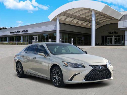 2023 Lexus ES 350 Base