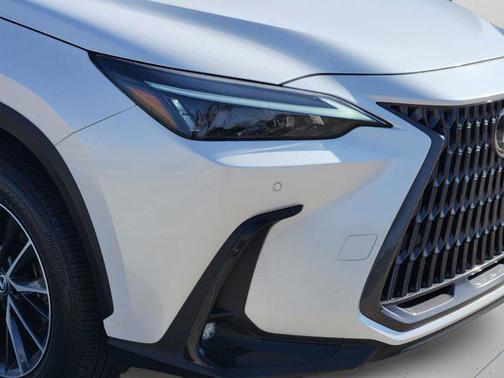 2025 Lexus NX 250 Premium