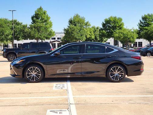 Caviar 2025 Lexus ES 350 Premium