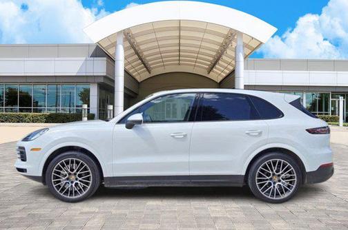 2022 Porsche Cayenne Cayenne