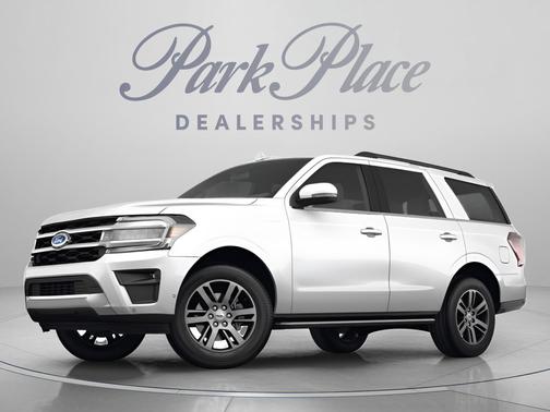 White Metallic 2023 Ford Expedition XLT