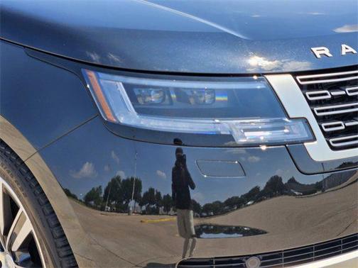 2023 Land Rover Range Rover P400 SE
