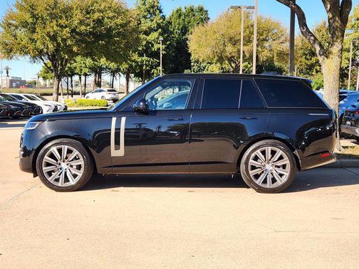 2023 Land Rover Range Rover P400 SE