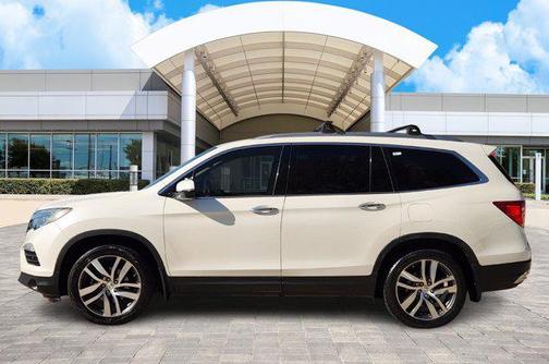2017 Honda Pilot Elite