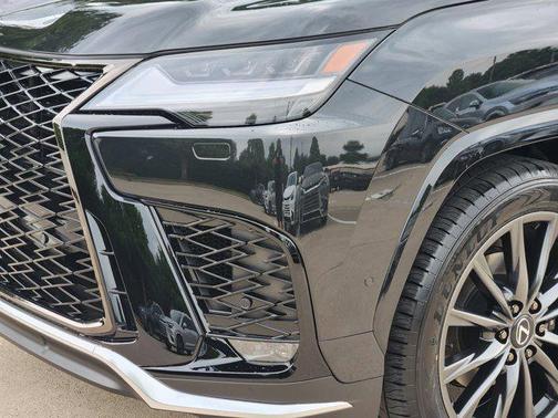2025 Lexus LX 700h F SPORT