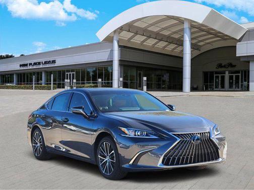2025 Lexus ES 350 Base