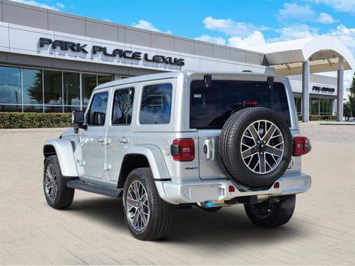2022 Jeep Wrangler Unlimited 4xe Sahara High Altitude