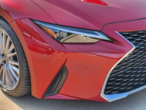 2022 Lexus IS 300 Base