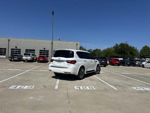 2021 INFINITI QX80 SENSORY AWD