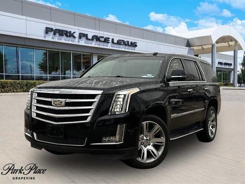 2017 Cadillac Escalade Luxury