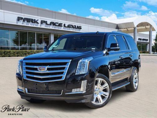 2017 Cadillac Escalade Luxury
