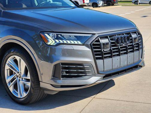 2021 Audi Q7 55 Prestige