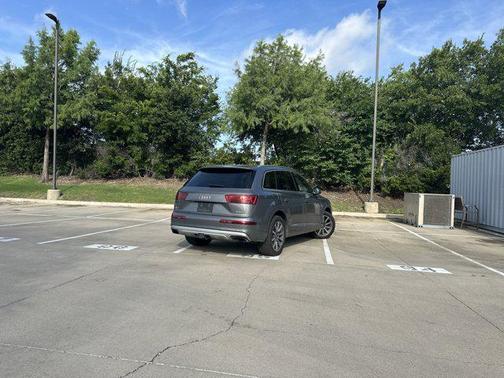 2017 Audi Q7 3.0T Prestige