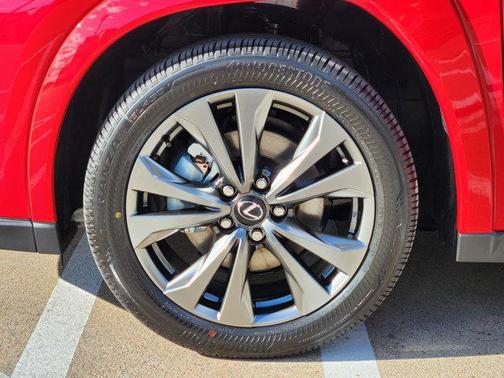 2025 Lexus UX 300h F SPORT Design