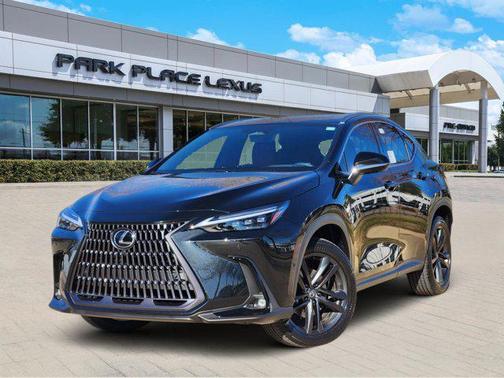 2026 Lexus NX 450h+ Luxury
