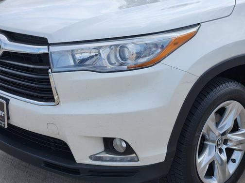 Blizzard Pearl 2016 Toyota Highlander Limited