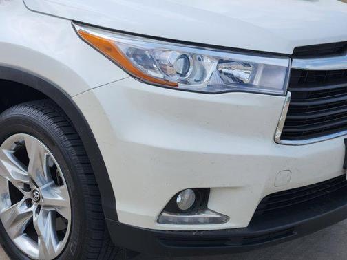 Blizzard Pearl 2016 Toyota Highlander Limited