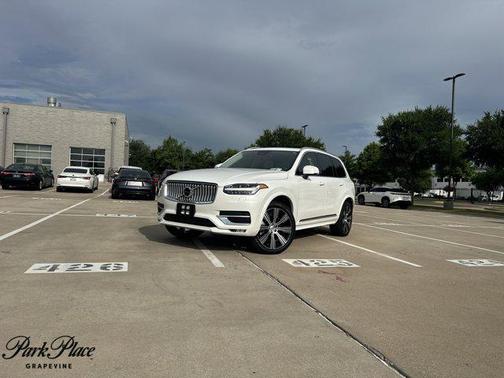 2025 Volvo XC90 B6 Ultra