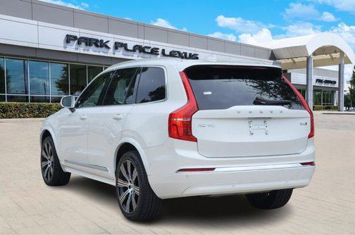 2025 Volvo XC90 B6 Ultra