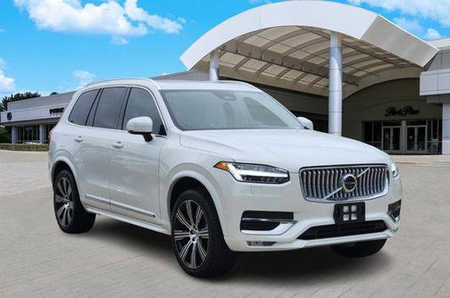 2025 Volvo XC90 B6 Ultra