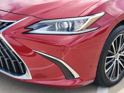 Matador Red Mica 2025 Lexus ES 300h Base