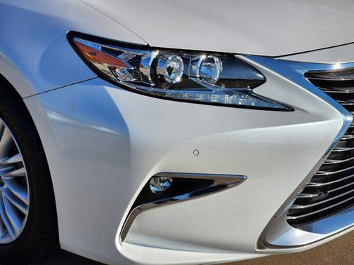 2016 Lexus ES 350 Base