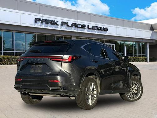 2023 Lexus NX 350h Premium