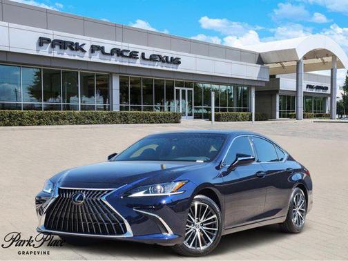 2025 Lexus ES 300h Base