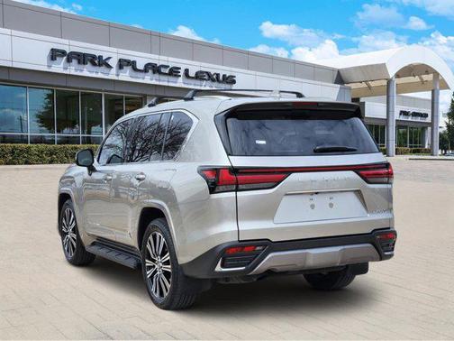 2025 Lexus LX 600 Luxury