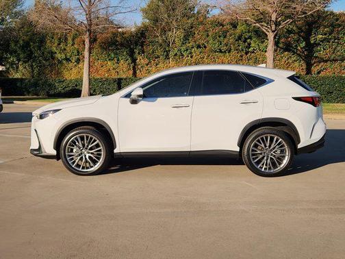2026 Lexus NX 350h Luxury